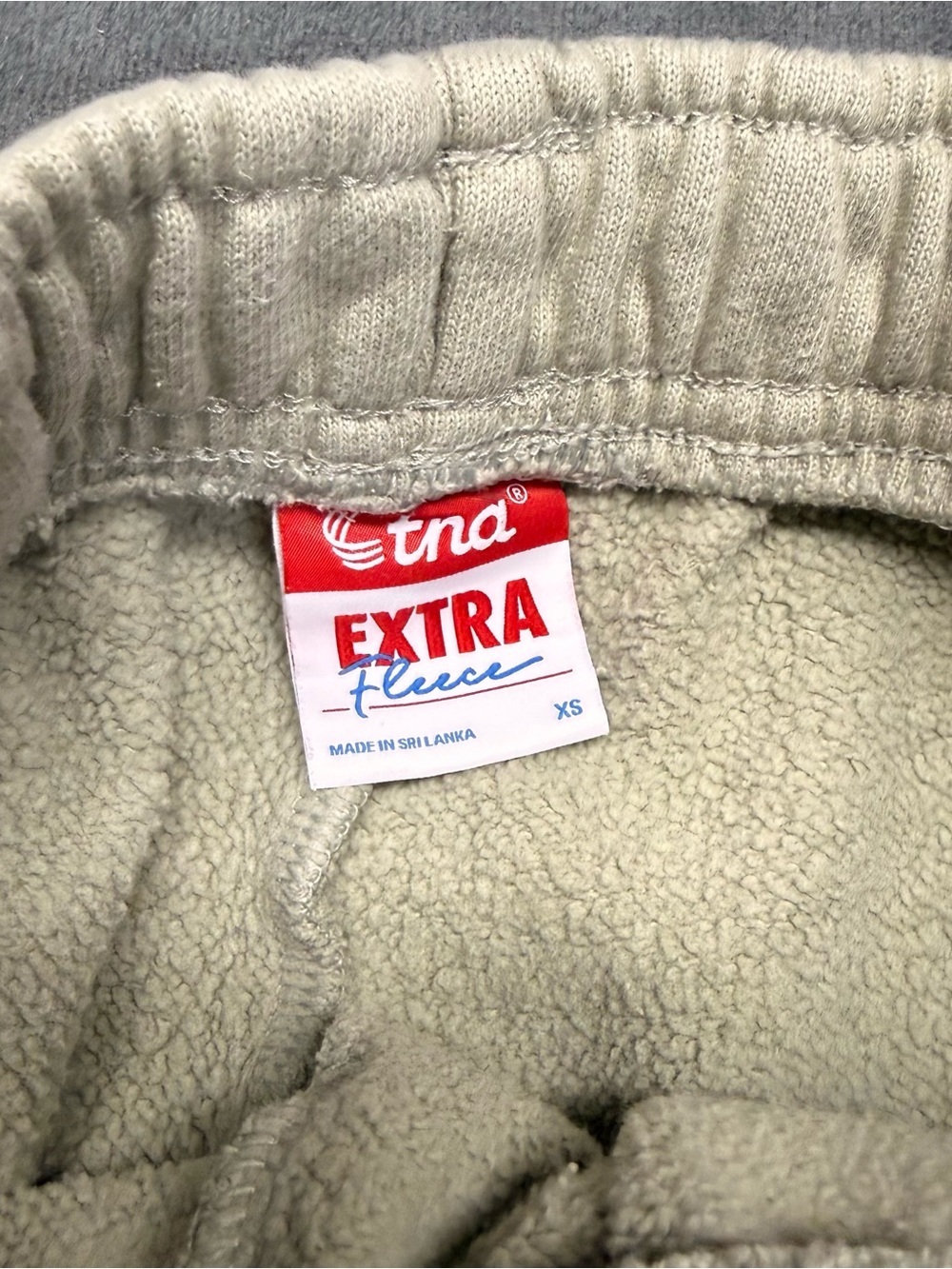 TNA Extra Fleece Sweatpants in Light Olive